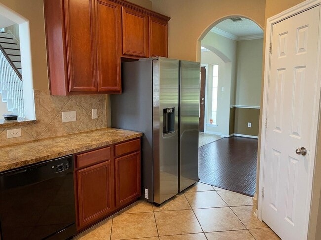 Building Photo - 4806 Lakefront Terrace Ct