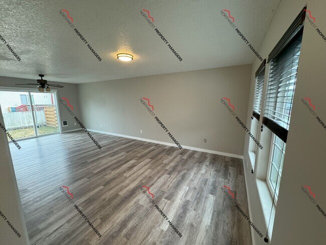 Building Photo - STATUS:  *PENDING APPLICATION* R310 | $2395.00