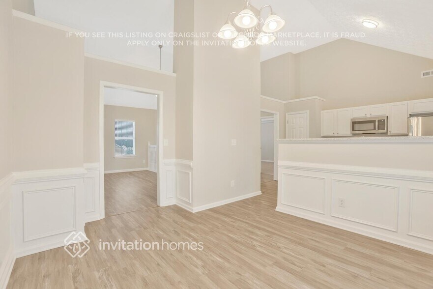 Building Photo - 442 Limerick Way