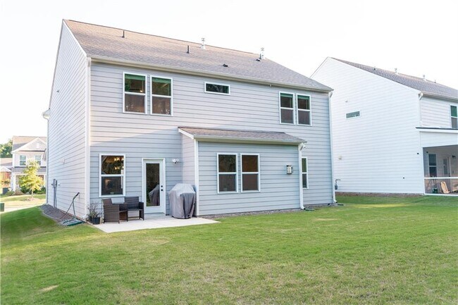 Building Photo - 1376 Maston Rd