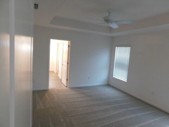 Building Photo - 1622 Rowell St