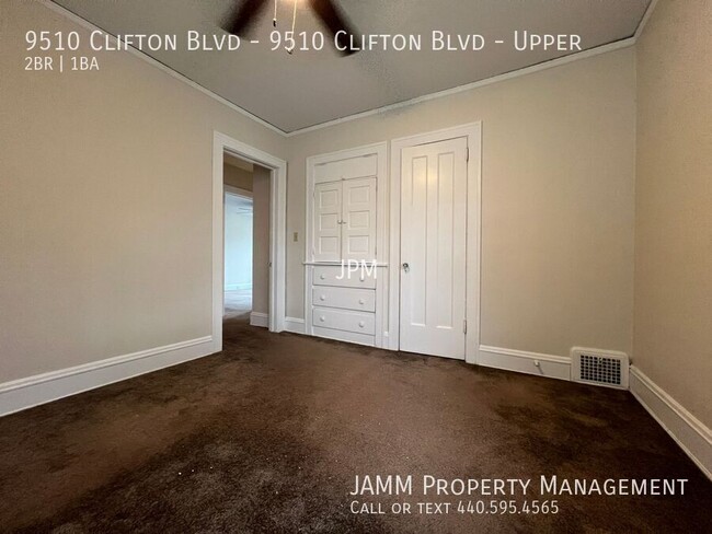 Building Photo - Updated 2 Bedroom Unit in Cleveland!