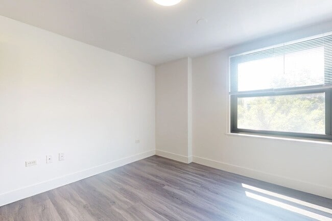 Floorplan - 1400 E. 57th Street