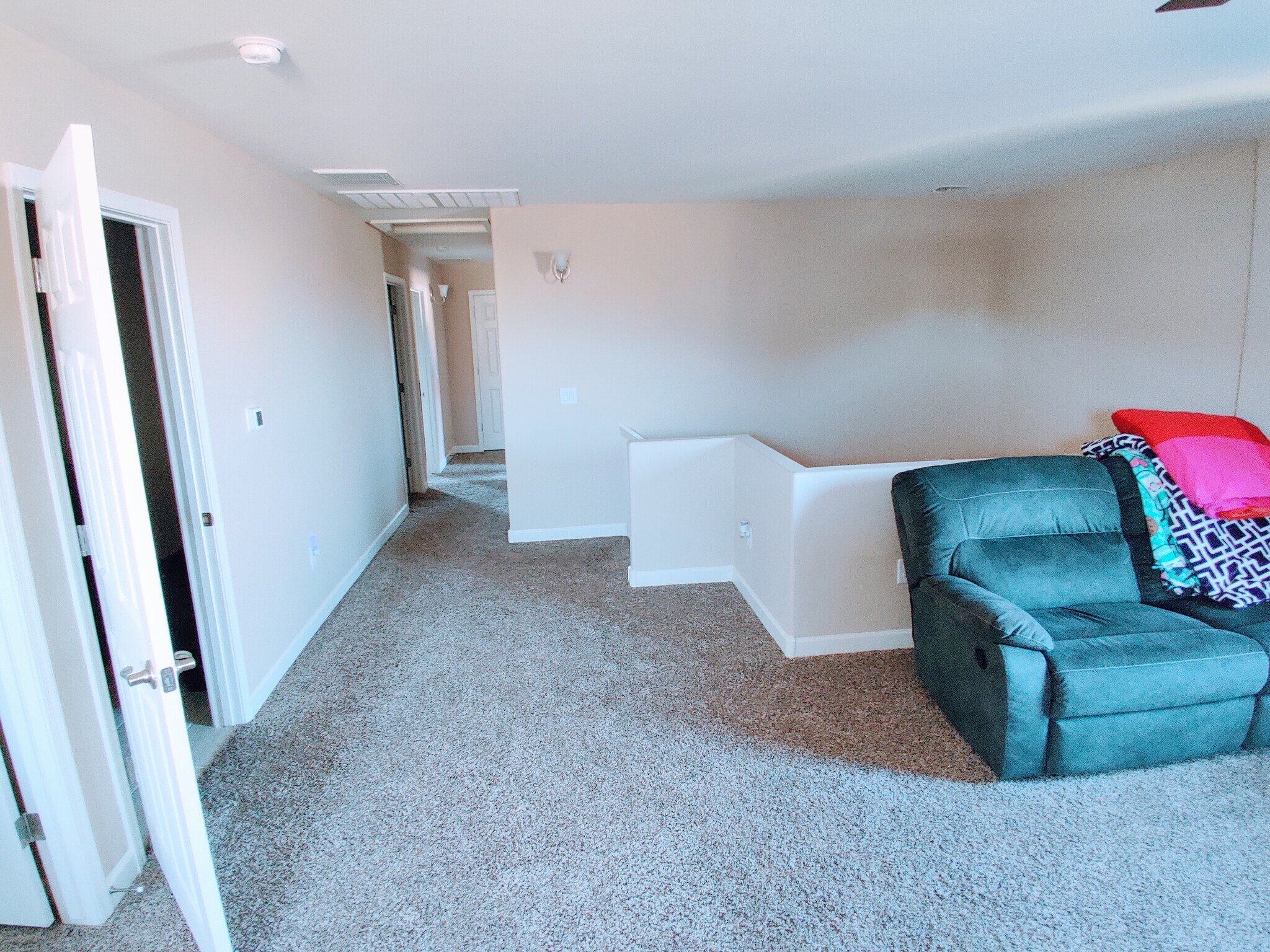 Building Photo - 12071 E Becker Dr