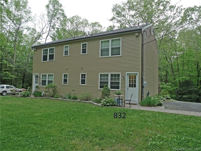 Building Photo - 832 Old Waterbury Rd
