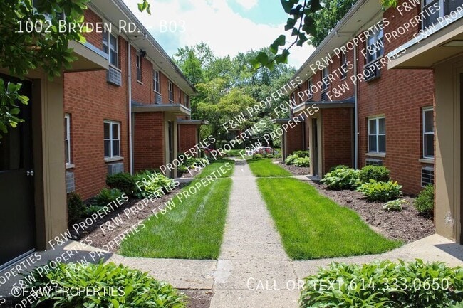 Building Photo - 1002 Bryden Rd