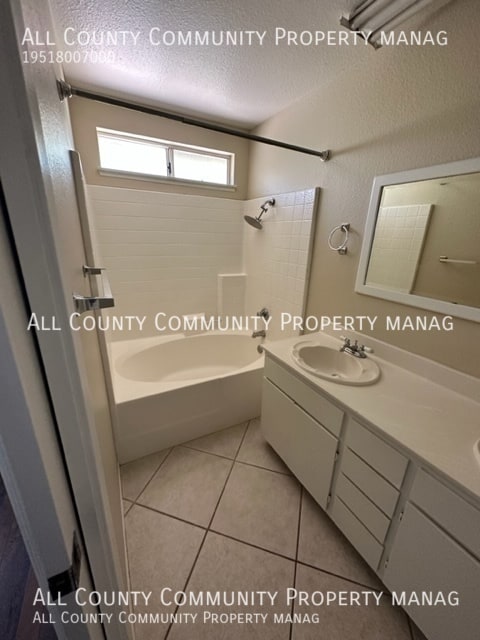 Building Photo - 6563 Whitman Ct