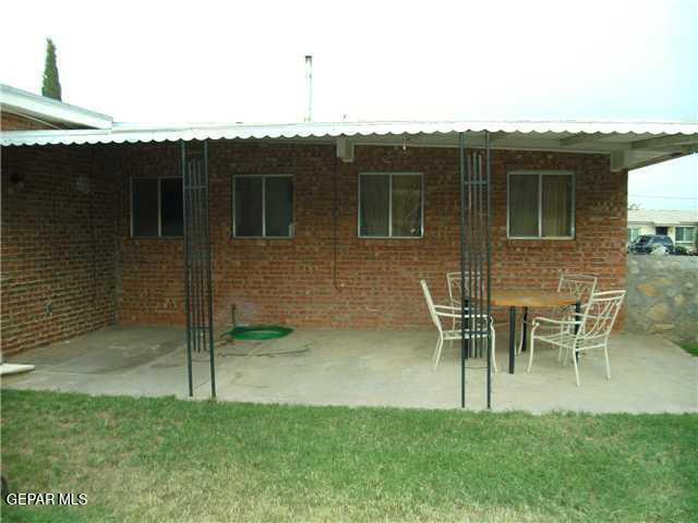 Building Photo - 10073 Kellogg St