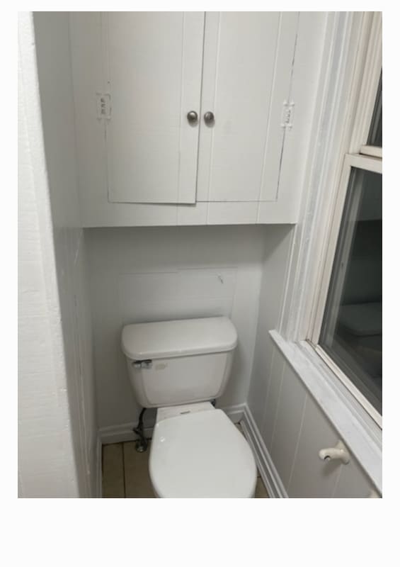 Building Photo - 23 E Main St