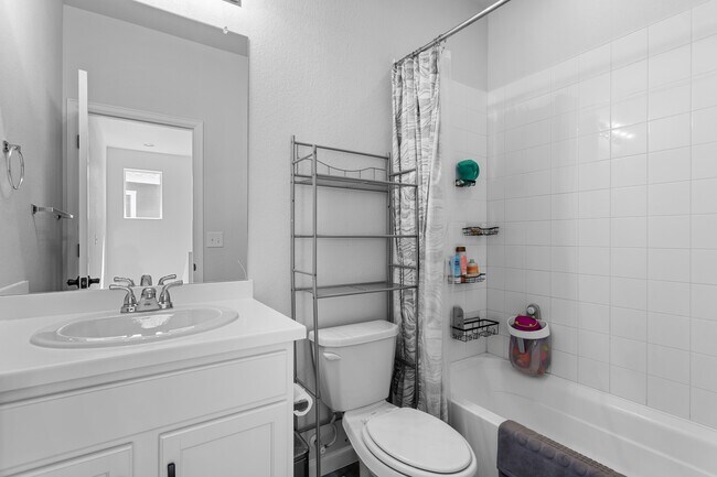 Building Photo - 1623 S Andes Cir