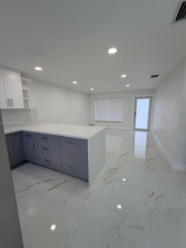 Building Photo - 16820 NW 54th Ct