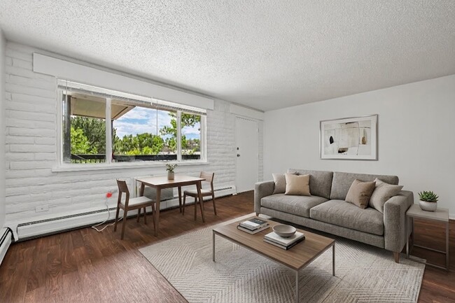 81ac0550-5803-4830-af22-d3884a77c049 - Creekside