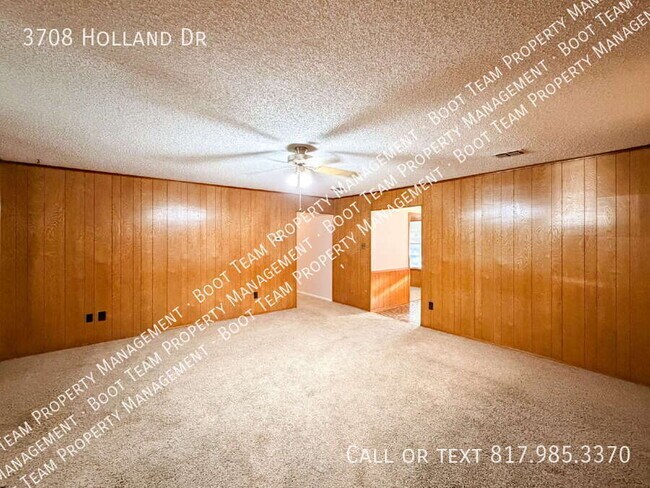 Building Photo - 3708 Holland Dr