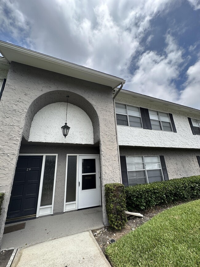 Building Photo - 695-A1A A1A N