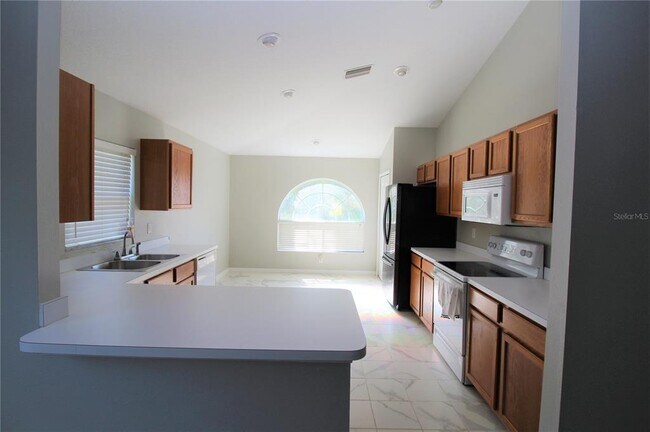 Building Photo - 10458 Lucaya Dr