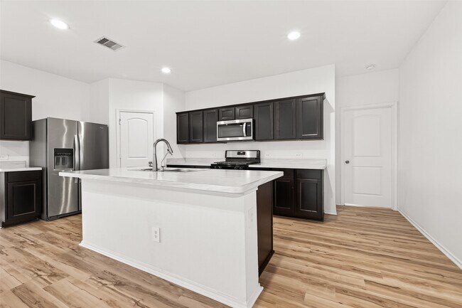 Building Photo - 21522 Violet Rdg Rd