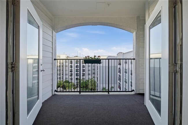 Building Photo - 204 E South St