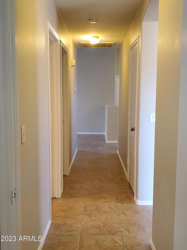 Building Photo - 15021 W Ventura St