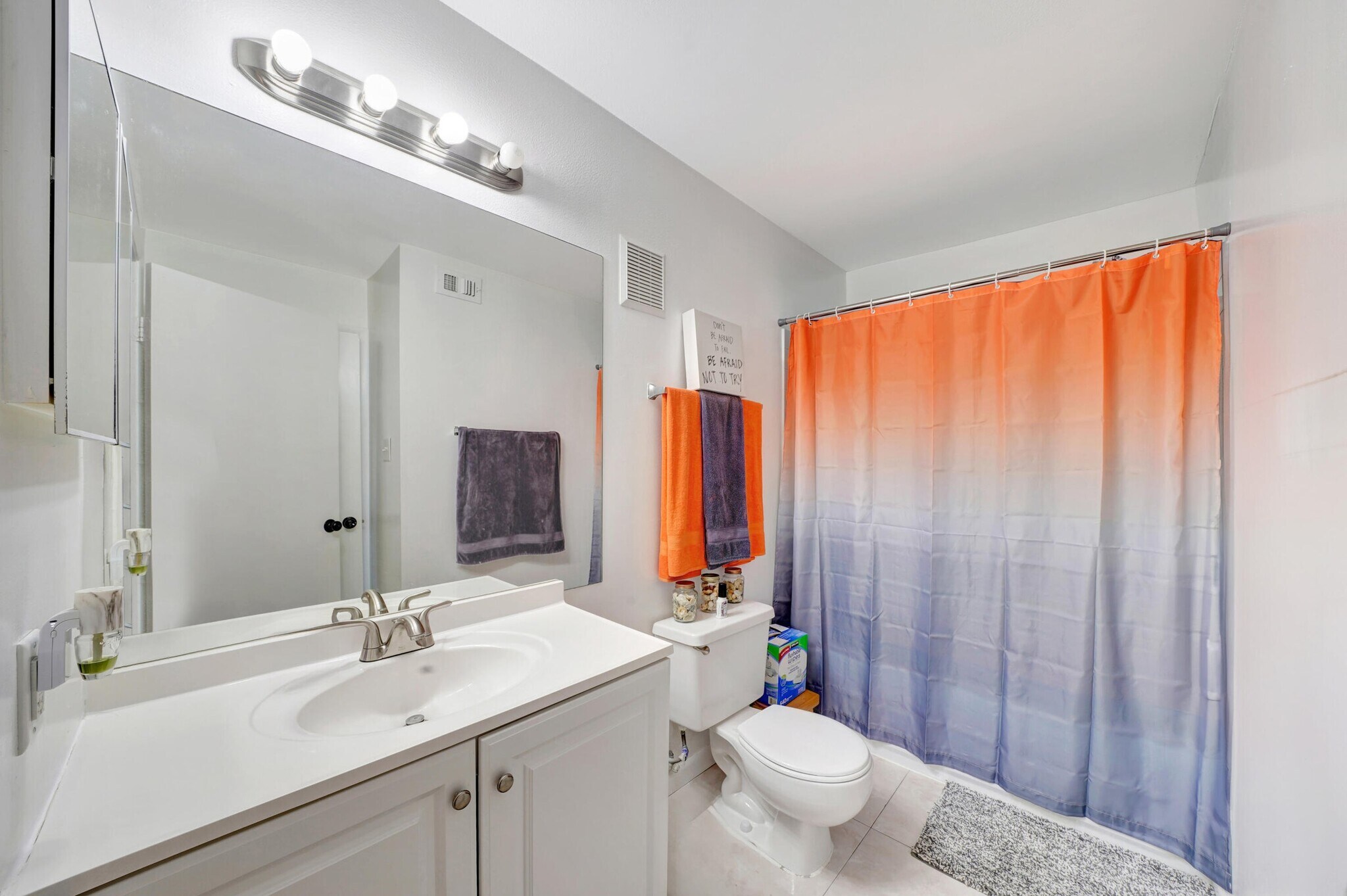 Building Photo - 815 W Boynton Beach Blvd