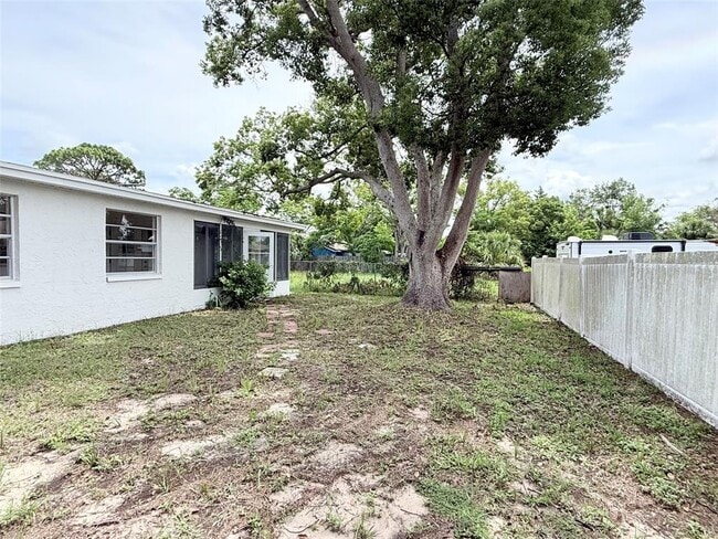 Building Photo - 8512 Longboat Ln