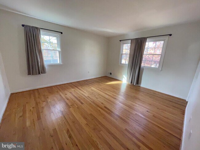 Building Photo - 2652 Falmouth Ct