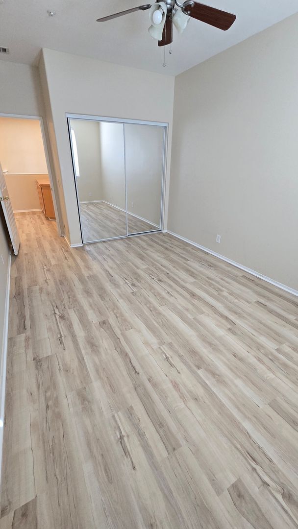 Building Photo - Orange 3 Bed, 2.5 Bath Townhouse for Lease - Cambridge Community