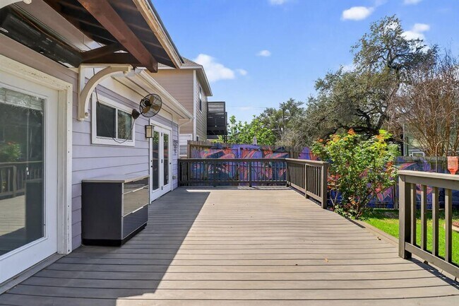 Building Photo - 3614 S 2nd St