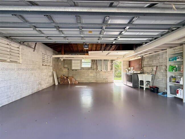 Building Photo - 6282 SW 133rd St