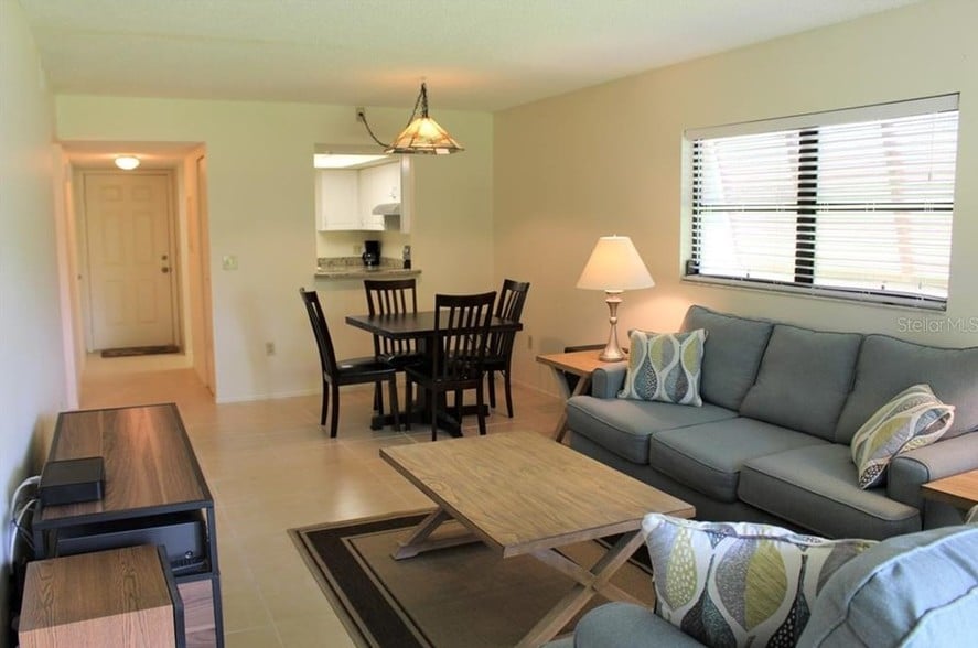 Building Photo - 7209 Cloister Dr