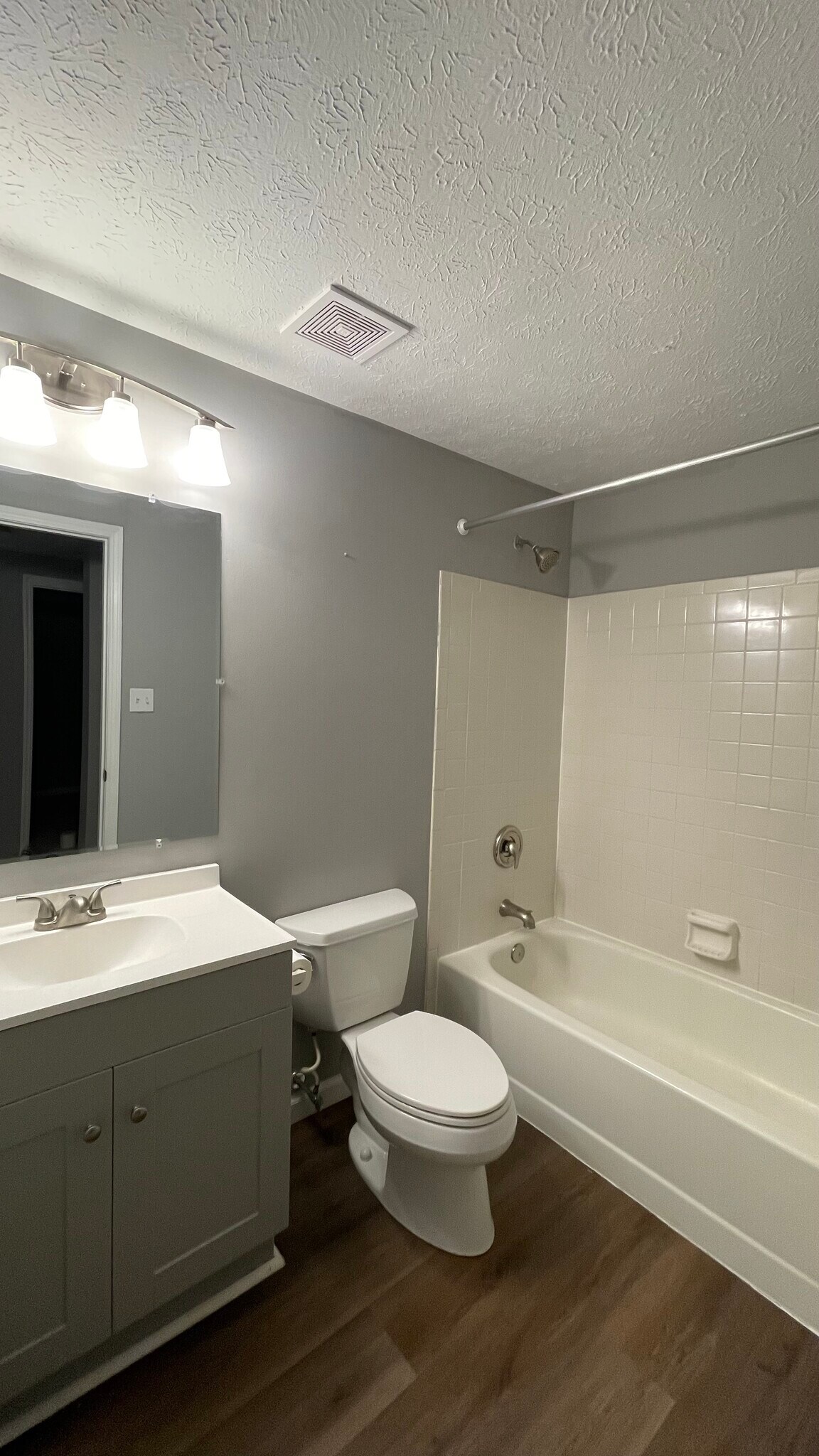 Building Photo - 8559 Wheatfield Way