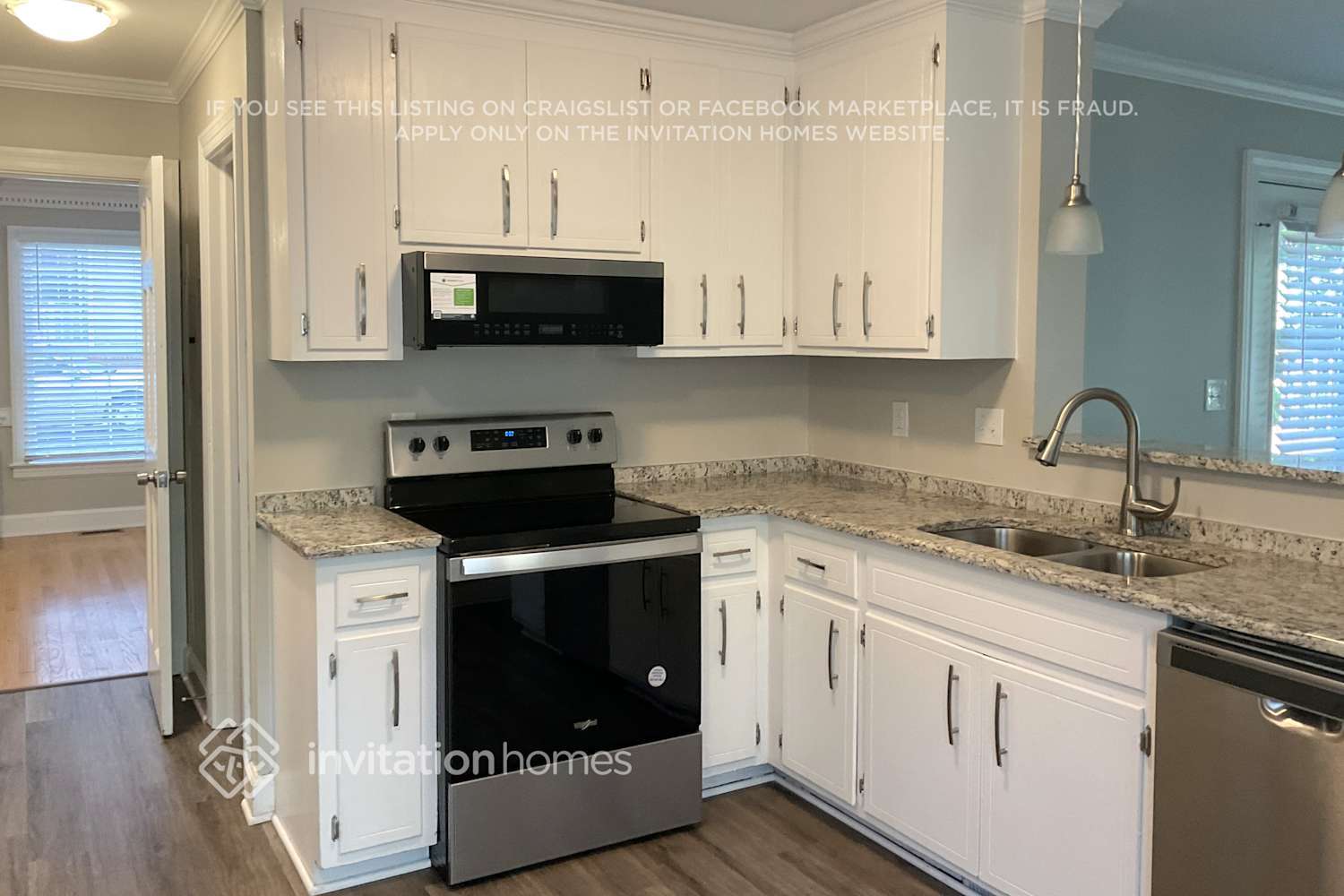 Building Photo - 5808 Heatherbrook Cir