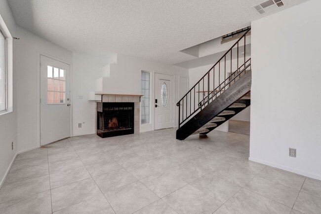 Building Photo - 5519 Myron Cir