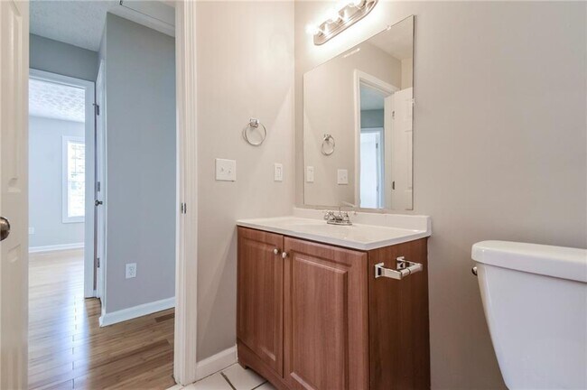Building Photo - 305 Derby Dr