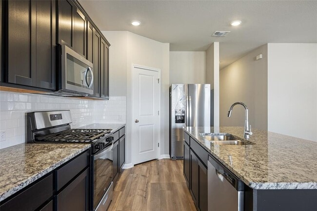 Building Photo - 112 Short Toed Swoop