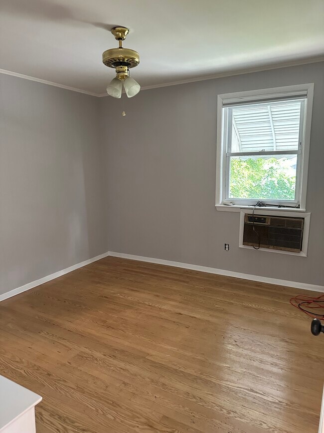 Bedroom #2 - 52 High St