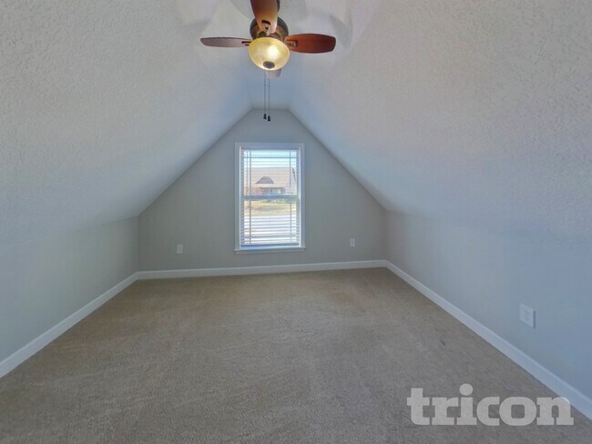 Building Photo - 580 Marchbanks Rd