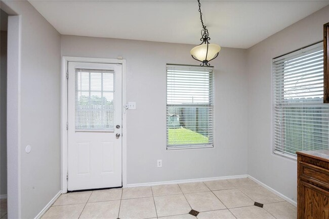 Building Photo - 3918 Ridge Canyon Rd