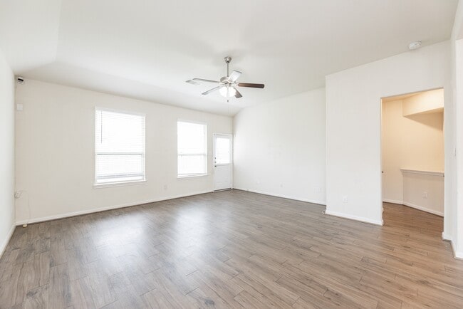 Building Photo - 17923 Alora Springs Trace