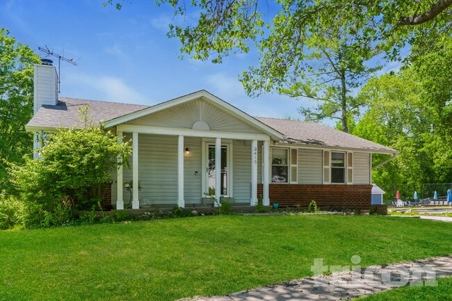 Primary Photo - 2415 Sarthe Ct