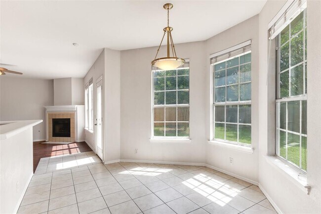 Building Photo - 1204 Stepp Bend