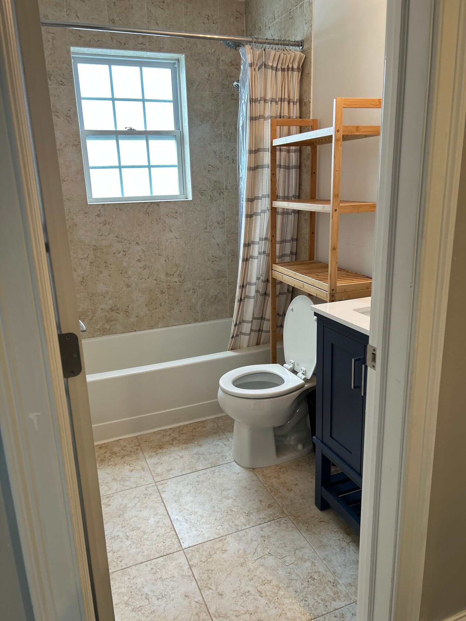 2nd floor full bathroom #2 - 324 Cross St