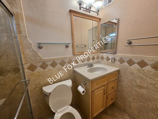Building Photo - 8340 E Fond Du Lac Dr