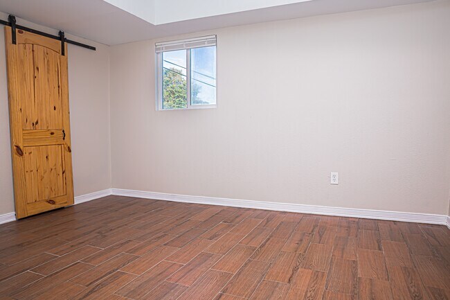 Building Photo - 101 S Allen-Genoa Rd