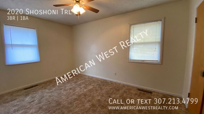 Building Photo - 2020 Shoshone Trail N