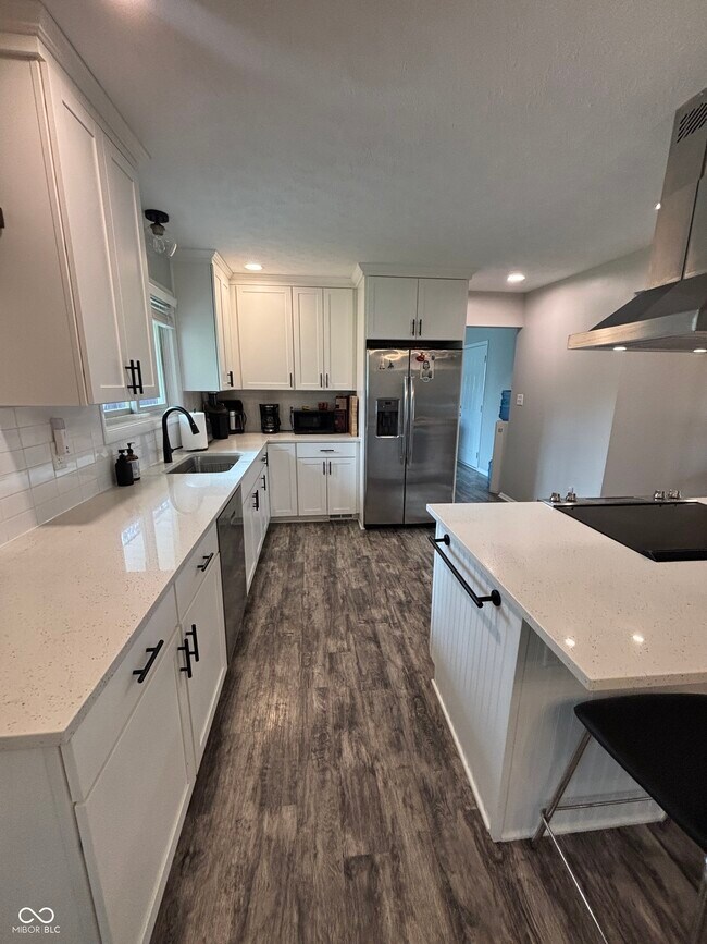 Building Photo - 41 Blairsden Ave