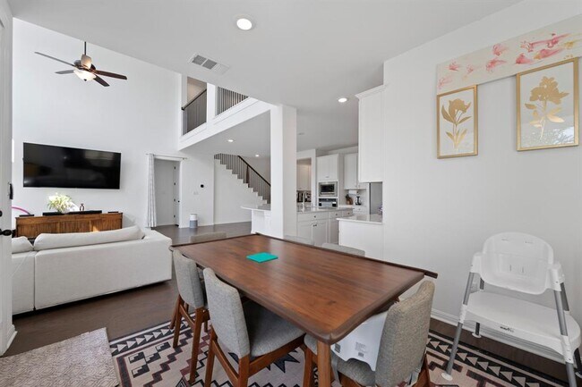 Building Photo - 7624 Alouette Dr