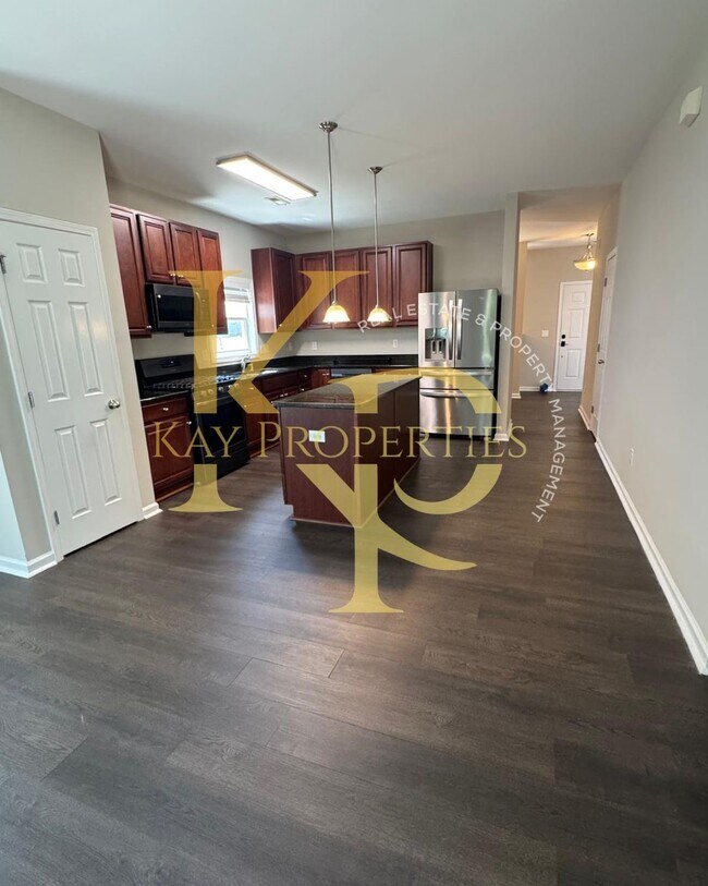 Building Photo - 5904 Sandpiper Farm Ln