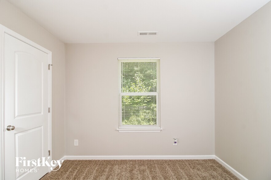 Building Photo - 2322 Deerbrook Forest Ln