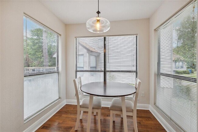 Building Photo - 239 Plimsol Ct