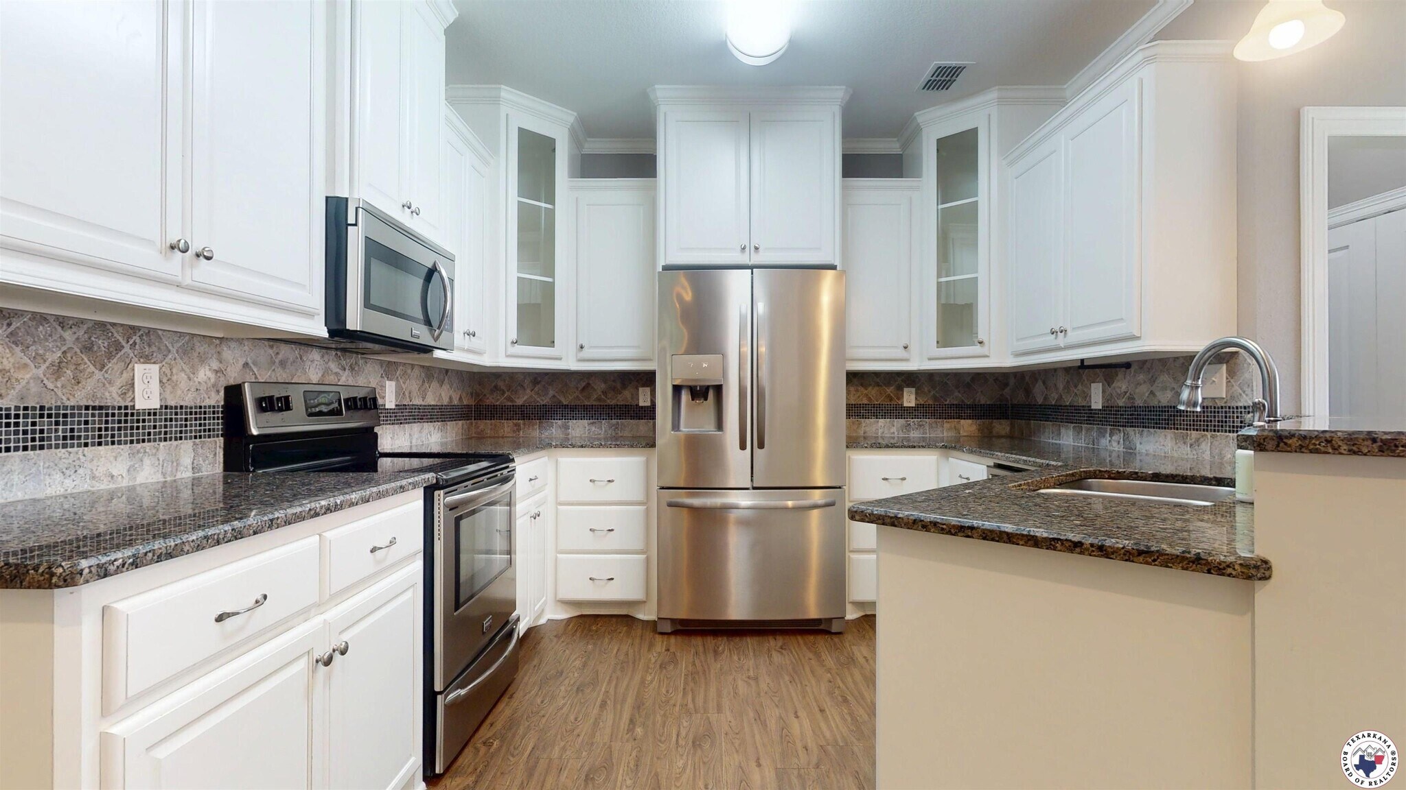 Building Photo - 6908 Woodmere Ct